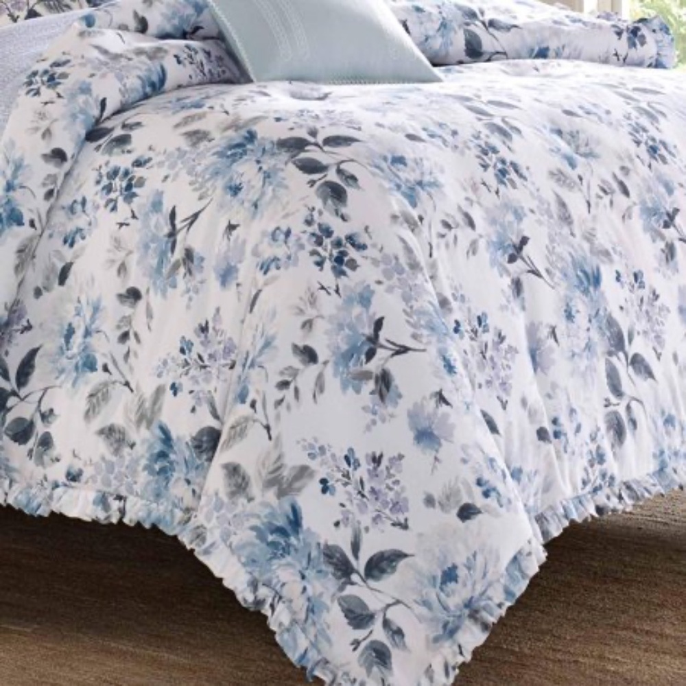 Chloe 2-Piece Blue Floral Cotton Twin Duvet Cover Set